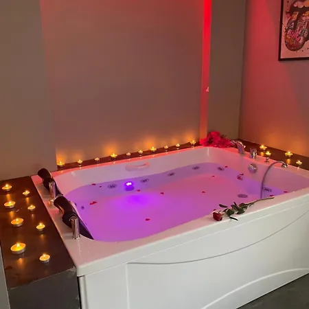 Lotus In Camli Village, Jacuzzi And Pool فيلة مرمريس