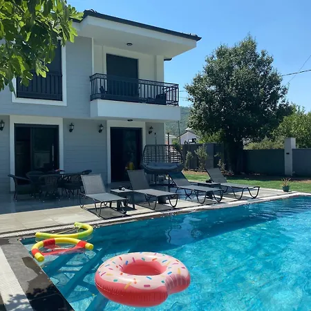Lotus In Camli Village, Jacuzzi And Pool فيلة